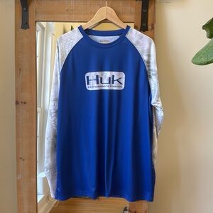 Huk Performance Fishing Shirt Size XL